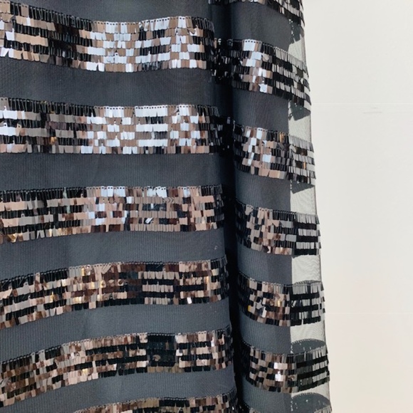 ALI & JAY black flat sequin soft mesh dress. M. - Picture 11 of 14